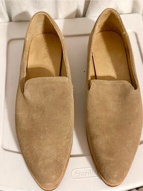 PLG Patina Taupe Pointed Flats